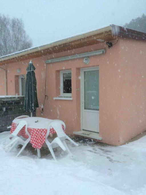 Apartmán Le Coin Tranquille Au Pied Du Puy De Dome Pontgibaud Exteriér fotografie